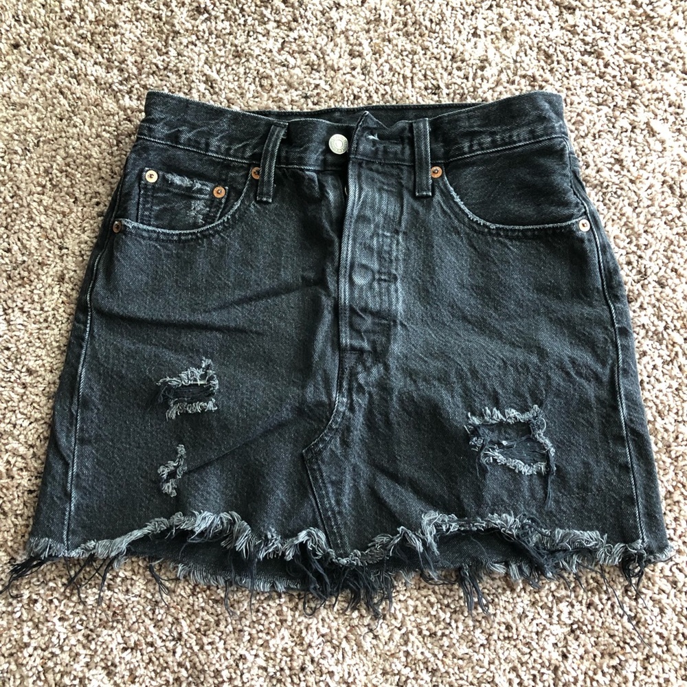 Levi’s Deconstructed Denim Skirt